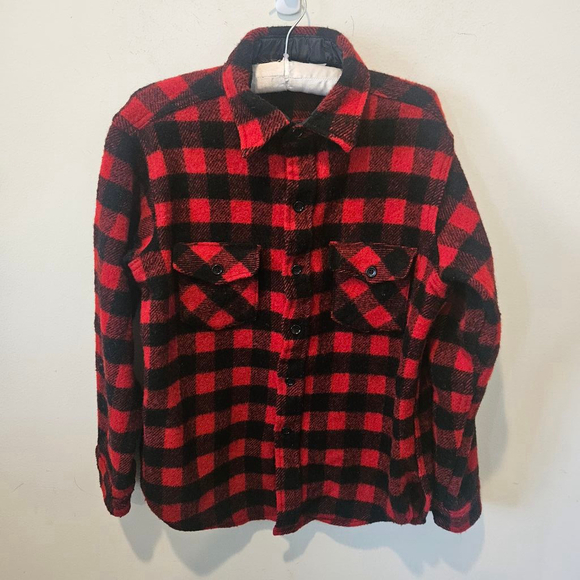 Men's Vintage Woolrich Flannel Shirt Jacket Red Black Buffalo Plaid Size Large - Picture 3 of 13